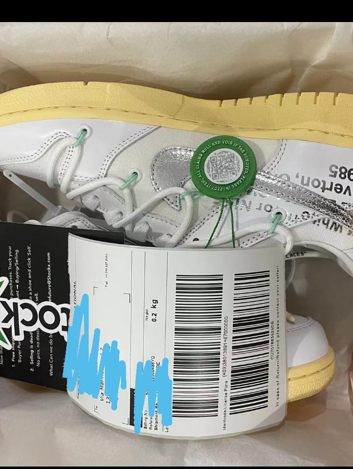 4816920 Nike Dunk Low x Off White Lot 1